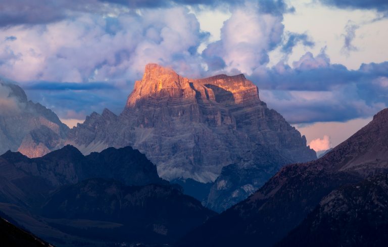 Travel news updates - Essential Travel News: Your Guide to the Top Destinations and Trends for 2026